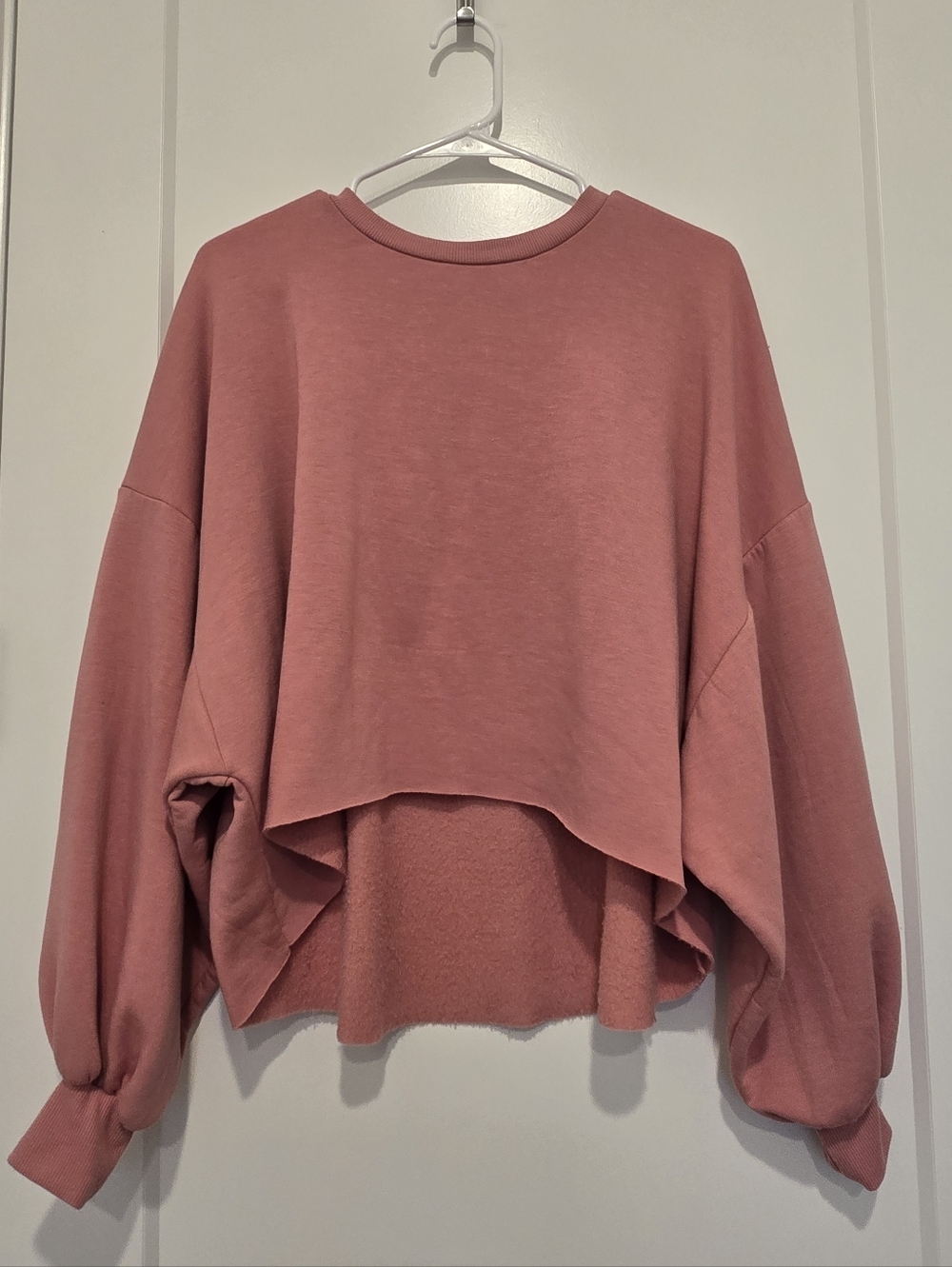 Zenana Outfitters Raw Hem Oversized Slouchy Crewneck Sweatshirt
